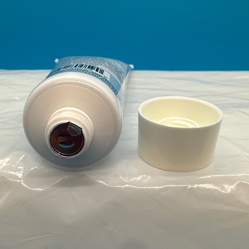 First Aid Beauty Ultra Repair Body Lotion and Balm Duo - Picture 4 of 4